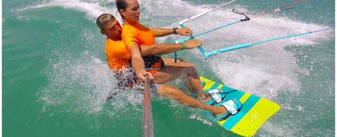 https://www.prokitecabarete.com/wp-content/uploads/2019/07/KITESURF-PRO-KITE-CABARETE-TANDEM-1.jpg
